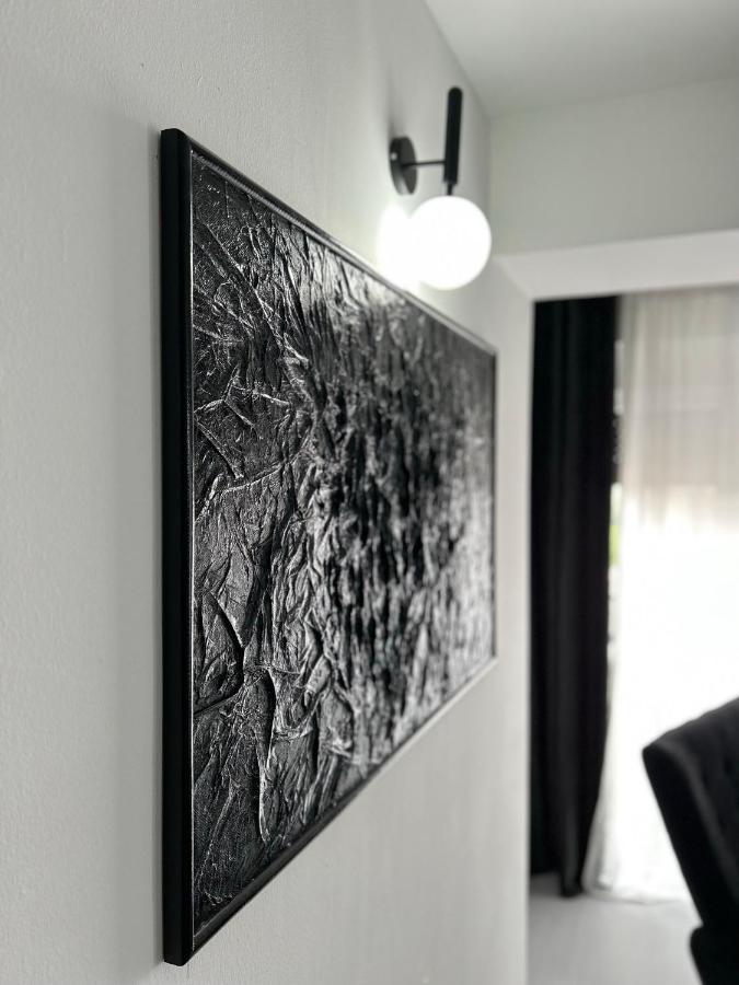 Sandev Apartments Black&White Štip Buitenkant foto